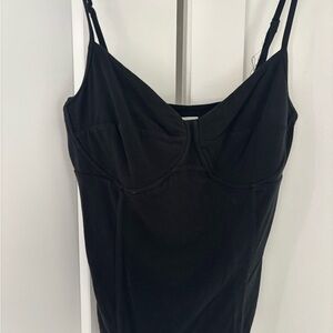 Aritzia Wilfred Black V-Neck Camisole
